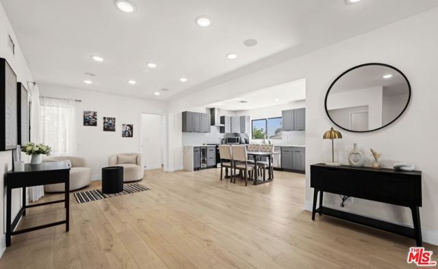 2617 S Beverly Drive, Los Angeles, CA 90034