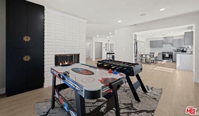 2617 S Beverly Drive, Los Angeles, CA 90034