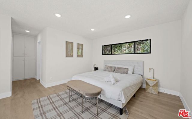 2617 S Beverly Drive, Los Angeles, CA 90034