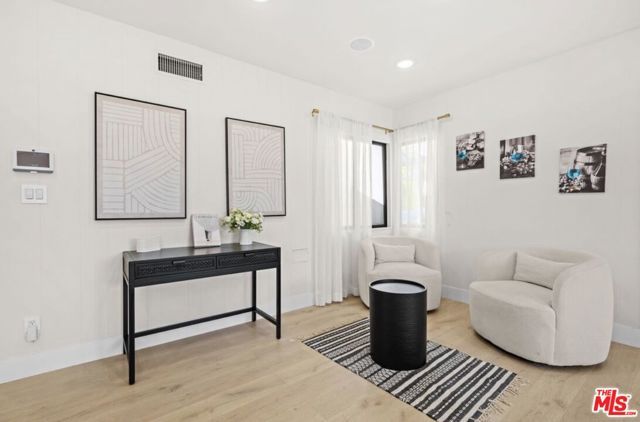 2617 S Beverly Drive, Los Angeles, CA 90034