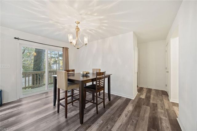 322 Edgewood DR, Smithfield, VA 23430