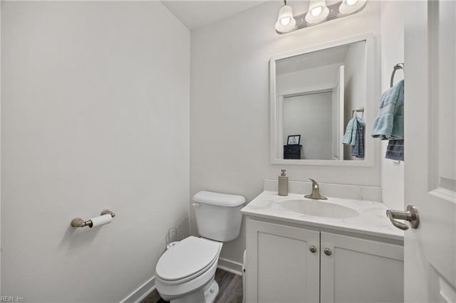 322 Edgewood DR, Smithfield, VA 23430