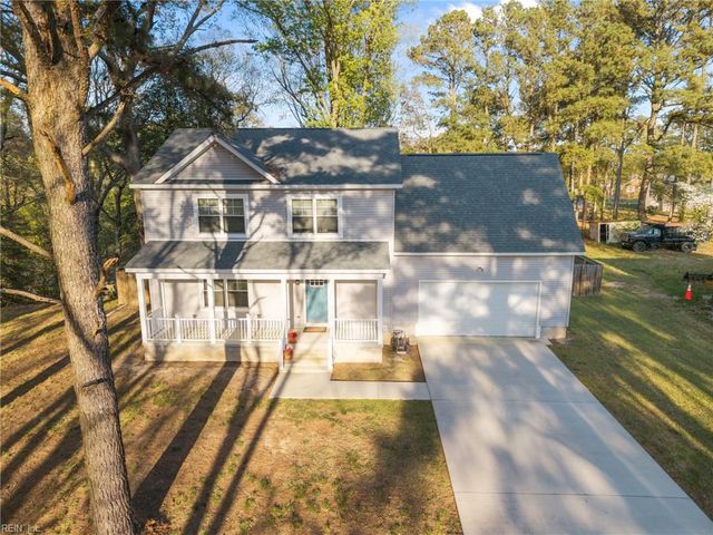 322 Edgewood DR, Smithfield, VA 23430