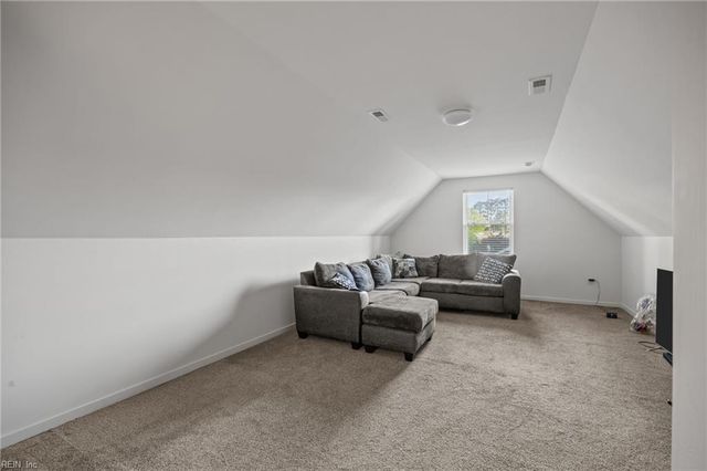 322 Edgewood DR, Smithfield, VA 23430