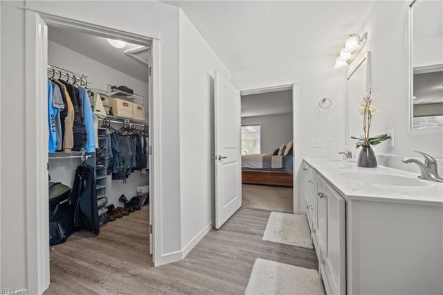 322 Edgewood DR, Smithfield, VA 23430