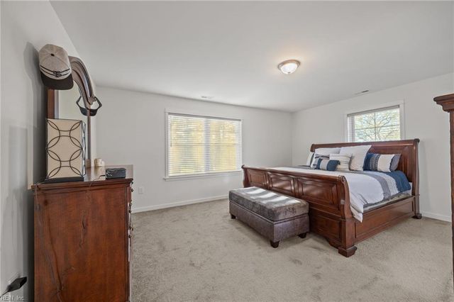 322 Edgewood DR, Smithfield, VA 23430