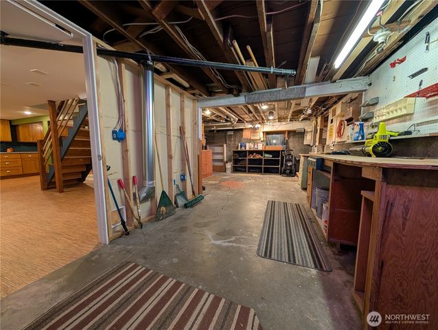 2623 39th Avenue SW, Seattle, WA 98116