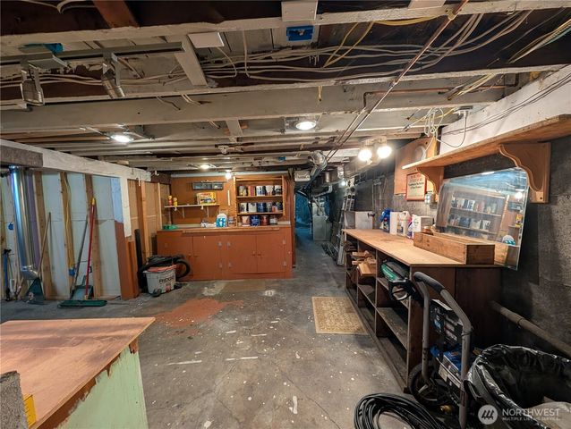 2623 39th Avenue SW, Seattle, WA 98116