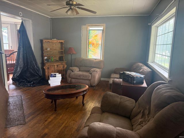 607 S Jefferson Street, Hartford City, IN 47348