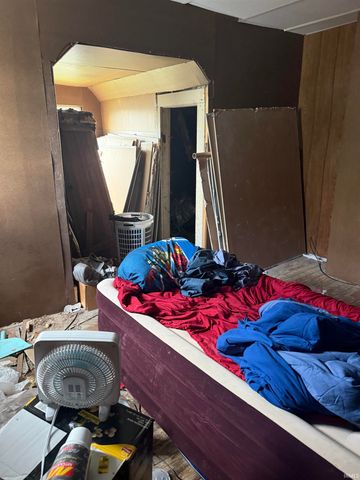 607 S Jefferson Street, Hartford City, IN 47348