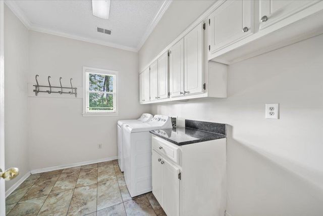 9032 SUMMER GROVE CV, Memphis, TN 38018