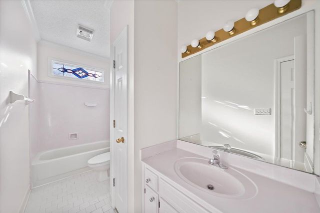 9032 SUMMER GROVE CV, Memphis, TN 38018