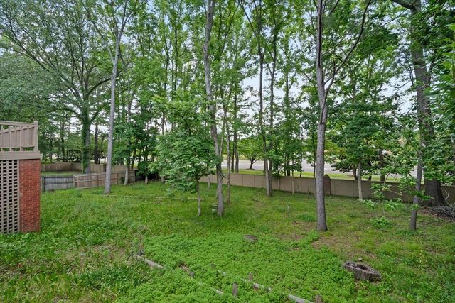 9032 SUMMER GROVE CV, Memphis, TN 38018