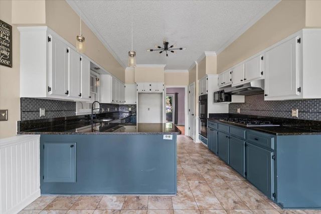 9032 SUMMER GROVE CV, Memphis, TN 38018