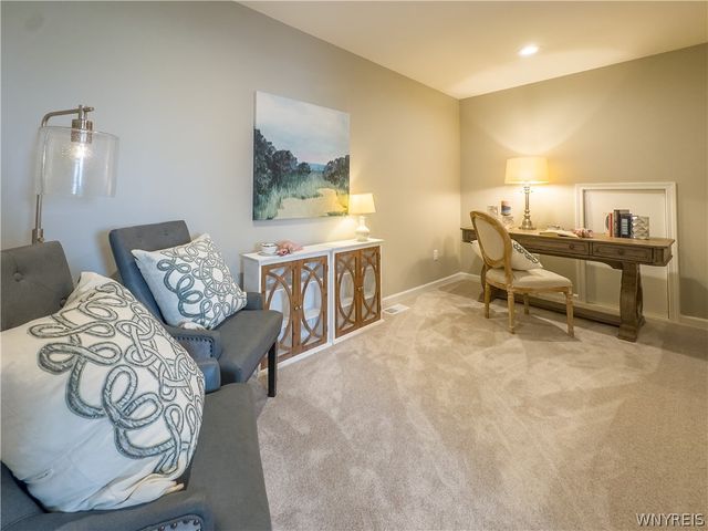 20 Cloverleaf Court 2, Cheektowaga, NY 14043