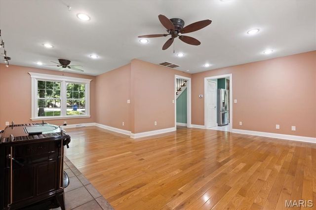 44 Wilderness Lane, Defiance, MO 63341