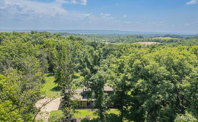 44 Wilderness Lane, Defiance, MO 63341