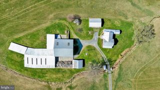612 CAPITOL HILL RD, Dillsburg, PA 17019