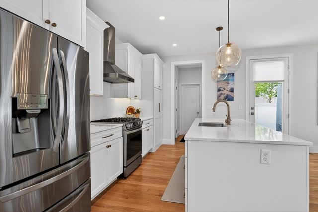 5 Mirasol Cir 5, Acton, MA 01720