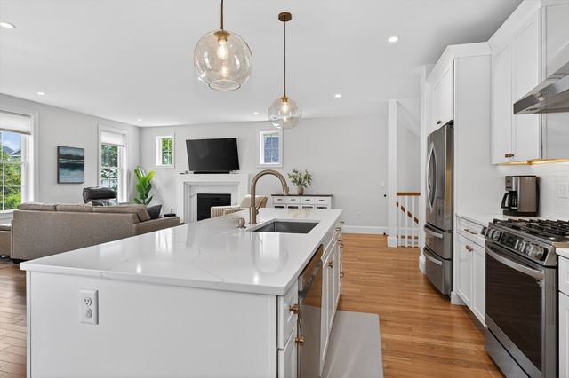 5 Mirasol Cir 5, Acton, MA 01720
