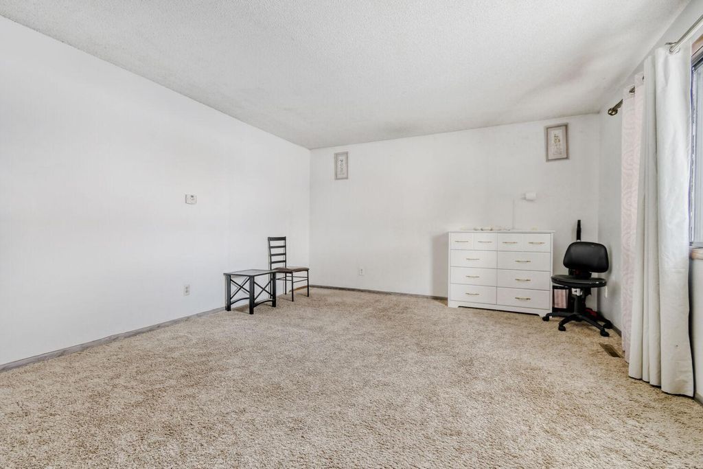 3412 3rd Avenue S, Minneapolis, MN 55408