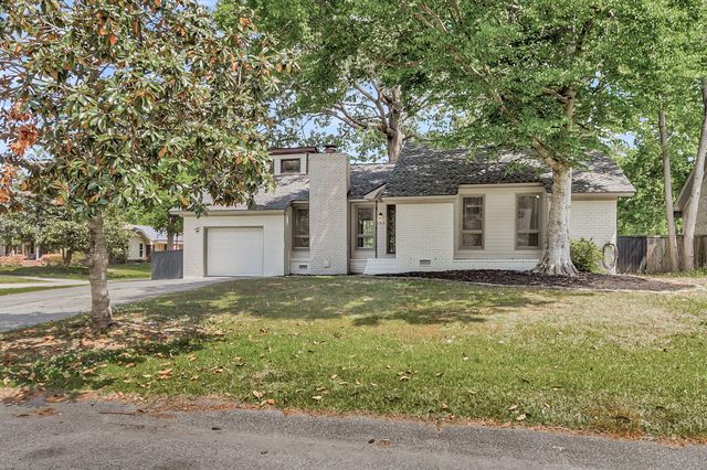 109 Flamingo Drive, Ladson, SC 29456