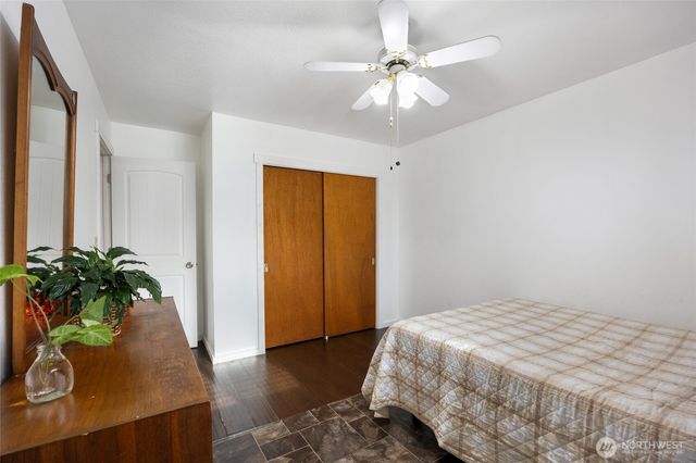 8507 NE Hillcrest Drive, Moses Lake, WA 98837