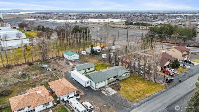 8507 NE Hillcrest Drive, Moses Lake, WA 98837