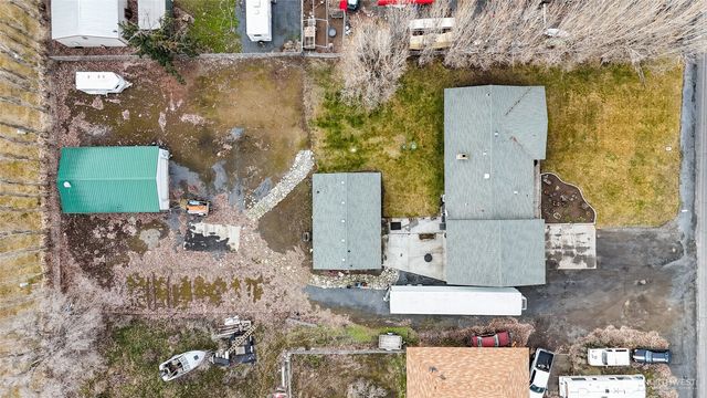 8507 NE Hillcrest Drive, Moses Lake, WA 98837