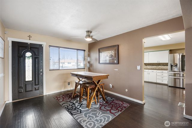 8507 NE Hillcrest Drive, Moses Lake, WA 98837