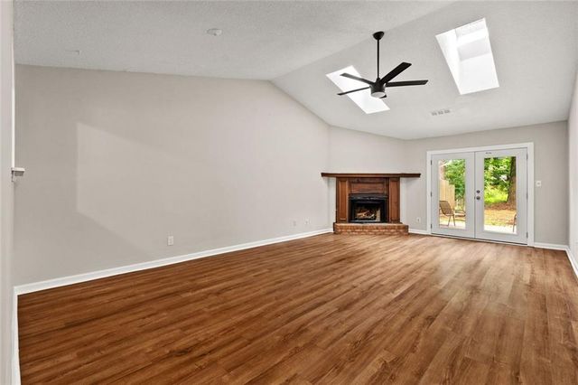 5126 Farm Place Drive NE, Woodstock, GA 30188