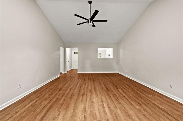 5126 Farm Place Drive NE, Woodstock, GA 30188