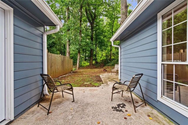 5126 Farm Place Drive NE, Woodstock, GA 30188