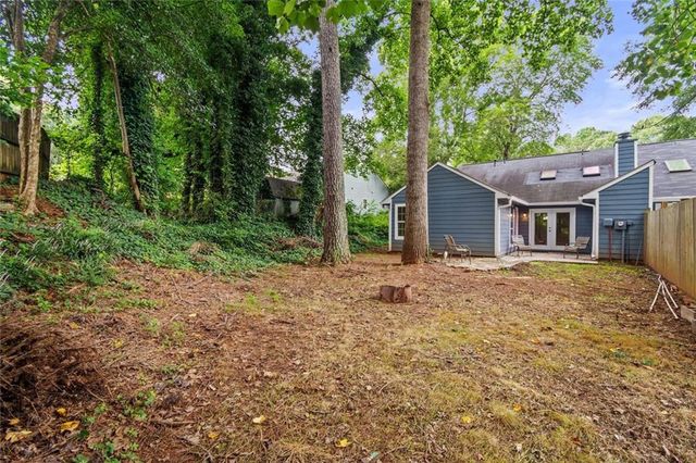 5126 Farm Place Drive NE, Woodstock, GA 30188