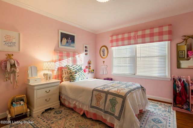 4327 Alicent Rd, Louisville, KY 40207