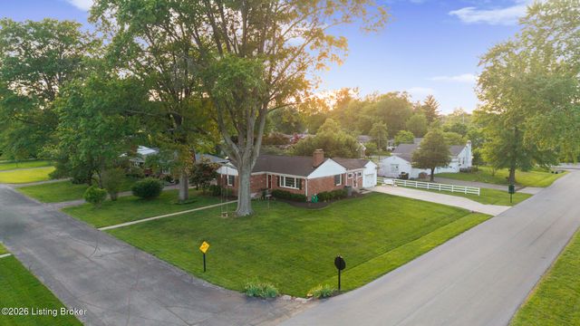 4327 Alicent Rd, Louisville, KY 40207