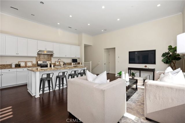 86 Mayfair, Irvine, CA 92620