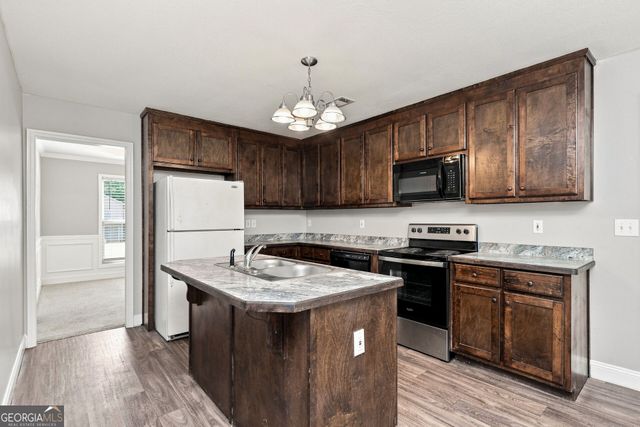 610 Stag Run Drive, Mansfield, GA 30055