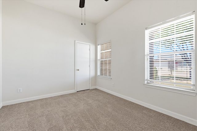 3003 Lake Ridge Drive, Sanger, TX 76266