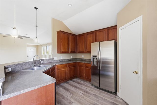 3003 Lake Ridge Drive, Sanger, TX 76266