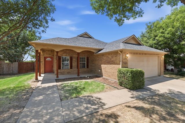 3003 Lake Ridge Drive, Sanger, TX 76266