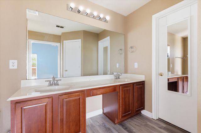 3003 Lake Ridge Drive, Sanger, TX 76266