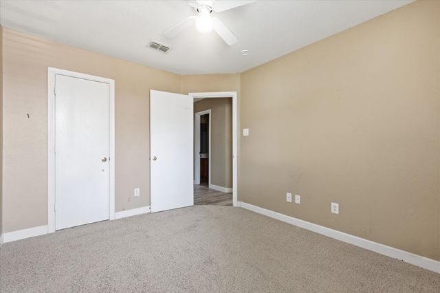 3003 Lake Ridge Drive, Sanger, TX 76266