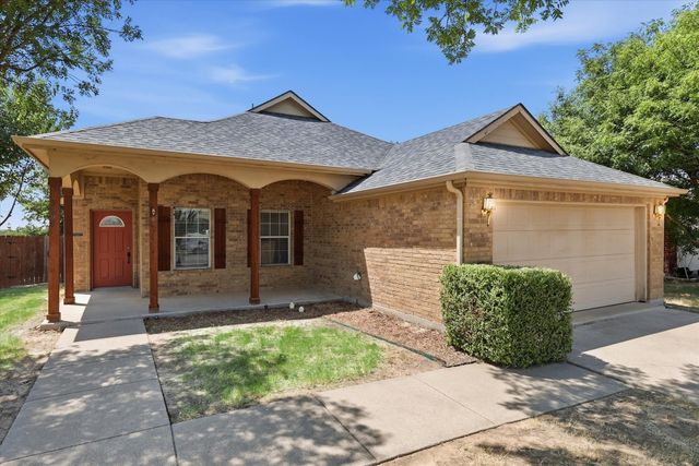 3003 Lake Ridge Drive, Sanger, TX 76266