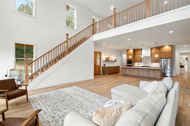 3841 N 3rd Street, Kalamazoo, MI 49009