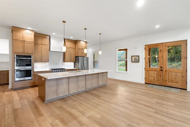 3841 N 3rd Street, Kalamazoo, MI 49009