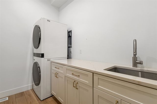 3841 N 3rd Street, Kalamazoo, MI 49009