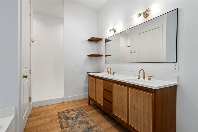 3841 N 3rd Street, Kalamazoo, MI 49009