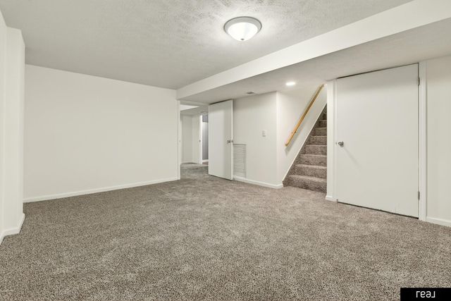 2554 5th Avenue, Council Bluffs, IA 51501