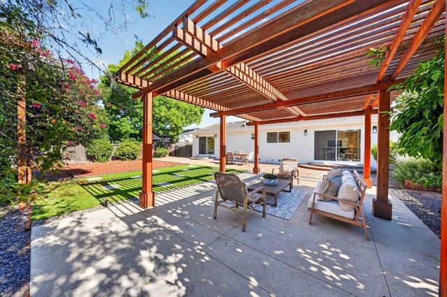 18397 Swarthmore Drive, Saratoga, CA 95070